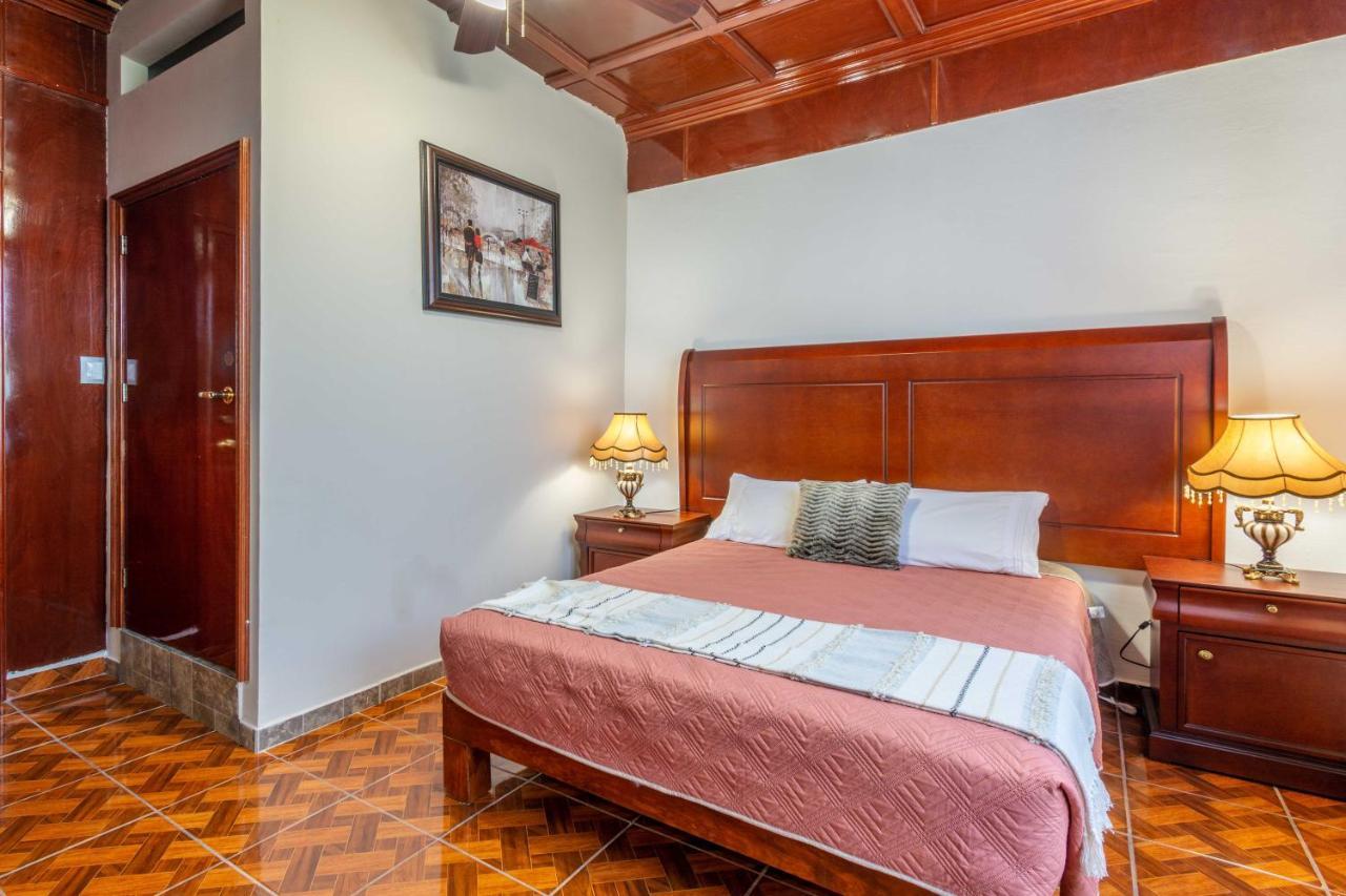 Hosteria Casa Marquez León Eksteriør billede