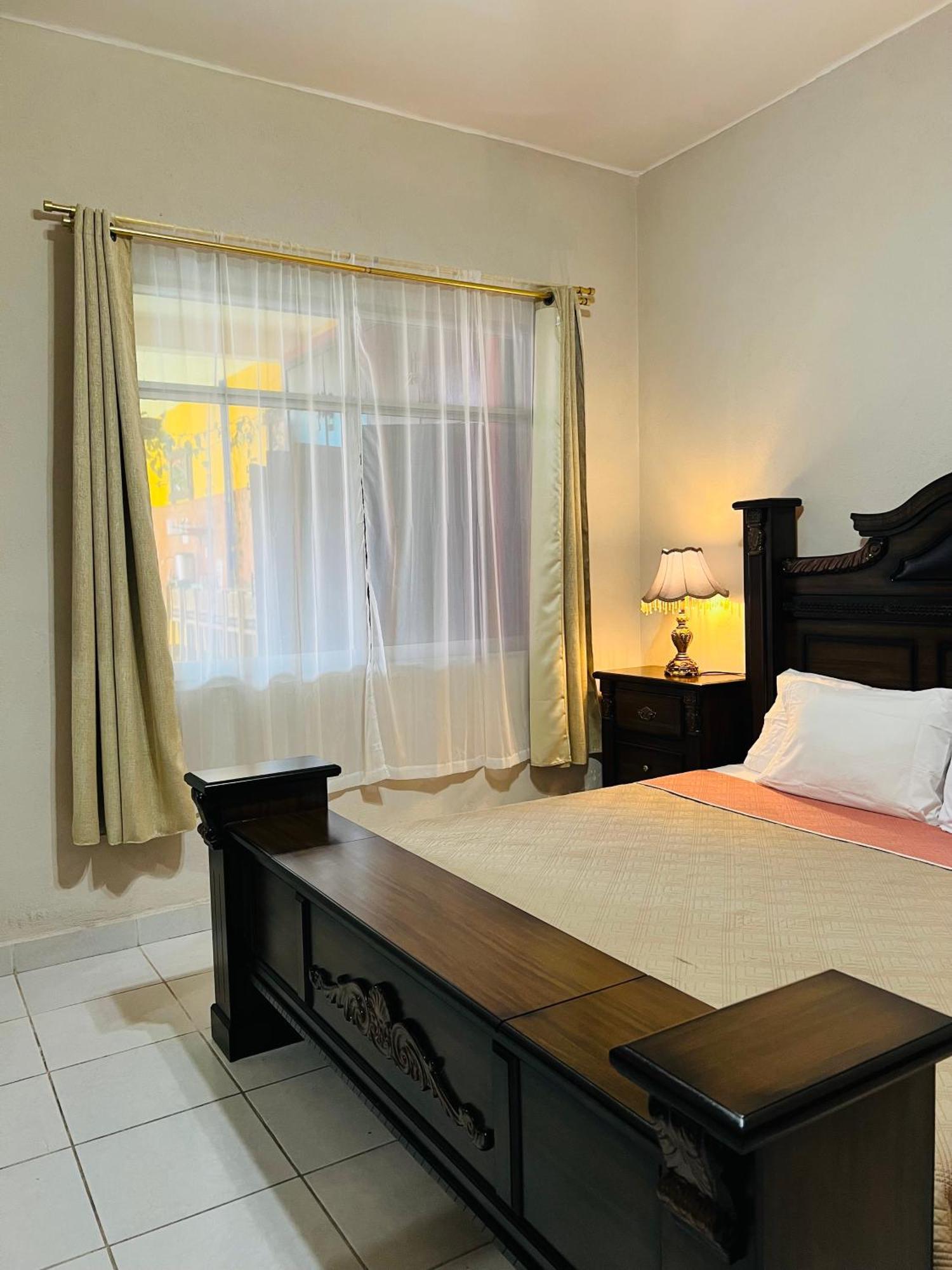 Hosteria Casa Marquez León Eksteriør billede