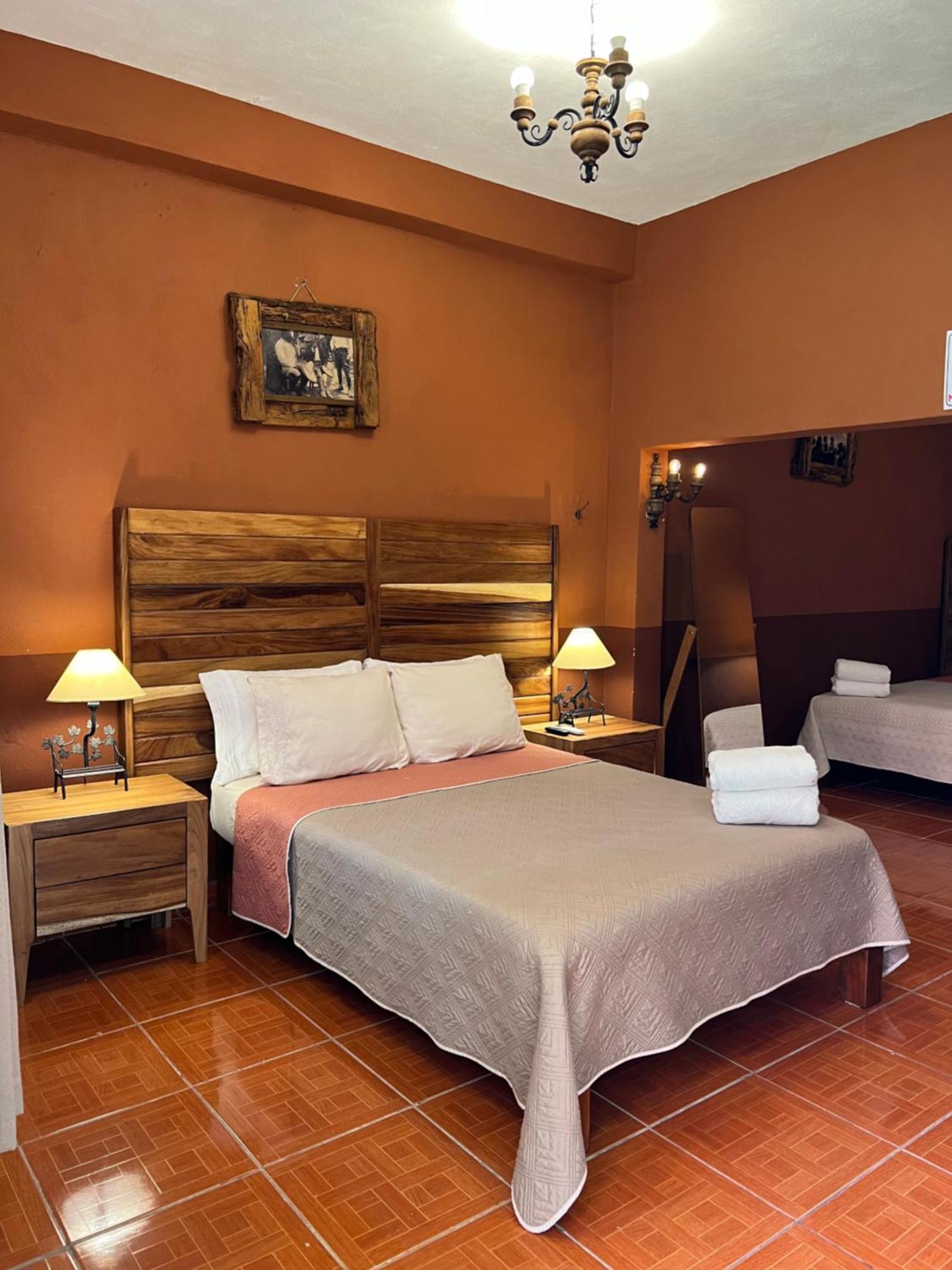 Hosteria Casa Marquez León Eksteriør billede