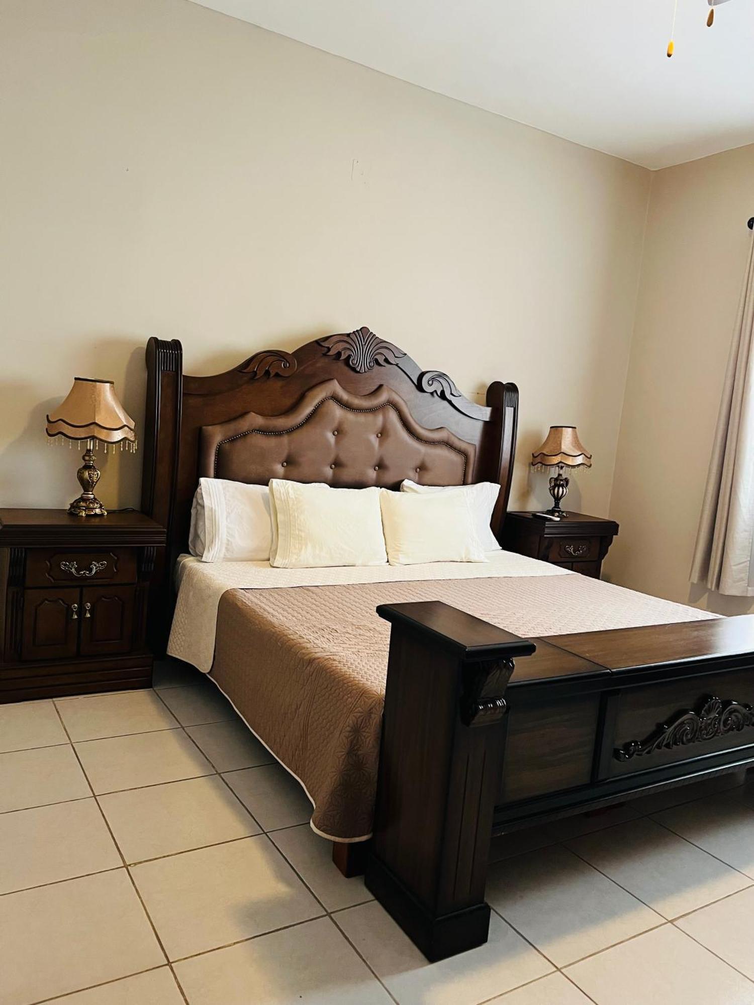 Hosteria Casa Marquez León Eksteriør billede