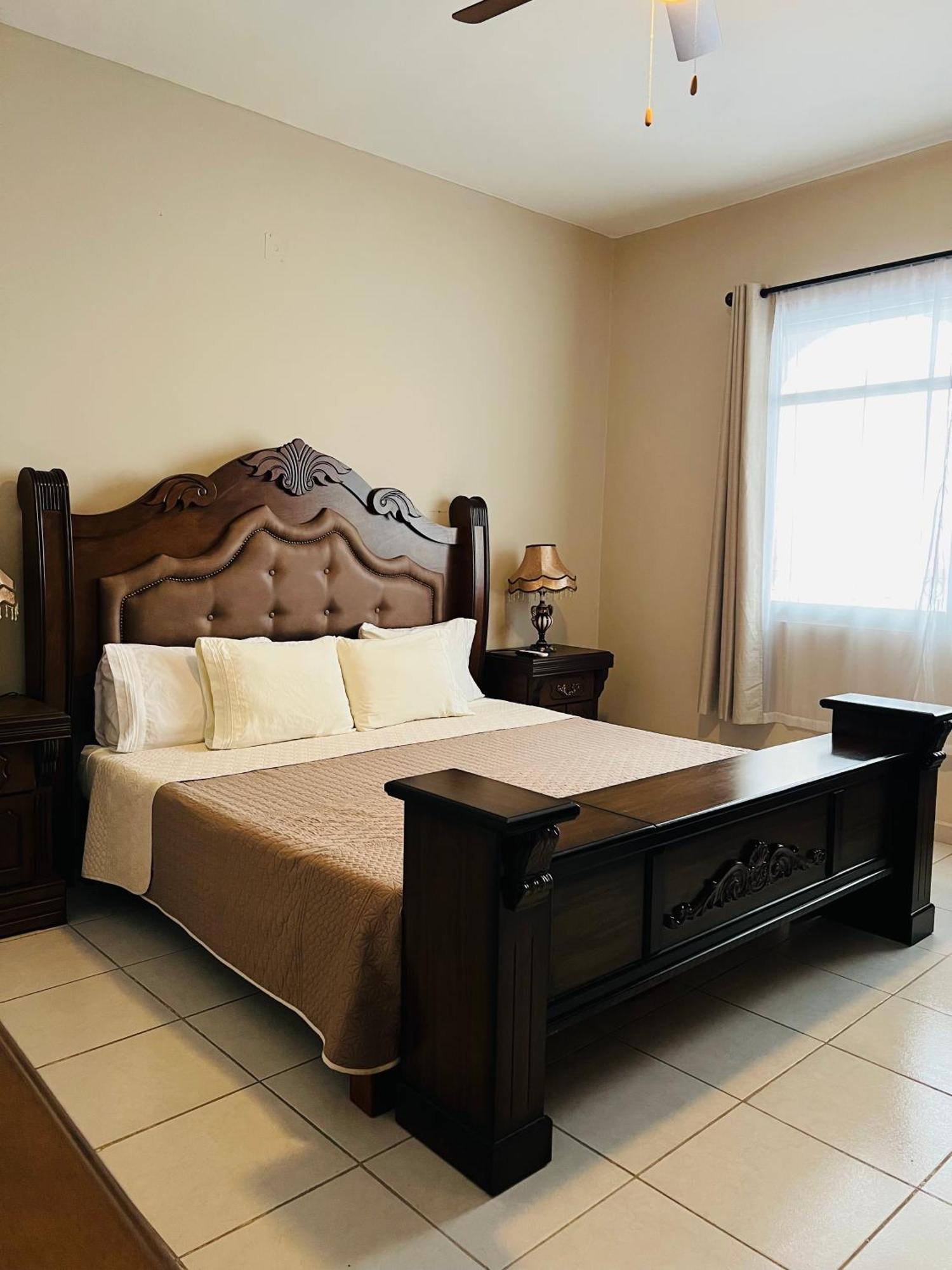 Hosteria Casa Marquez León Eksteriør billede